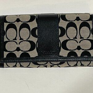 Coach Wallet Hamilton Signature Tan Canvas and Black Leather